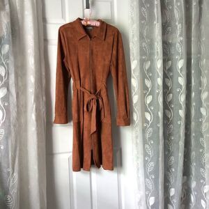 Neiman Marcus Faux suede trench coat jacket with a tie belt full zip up size L